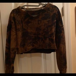 Cropped bleach wash top